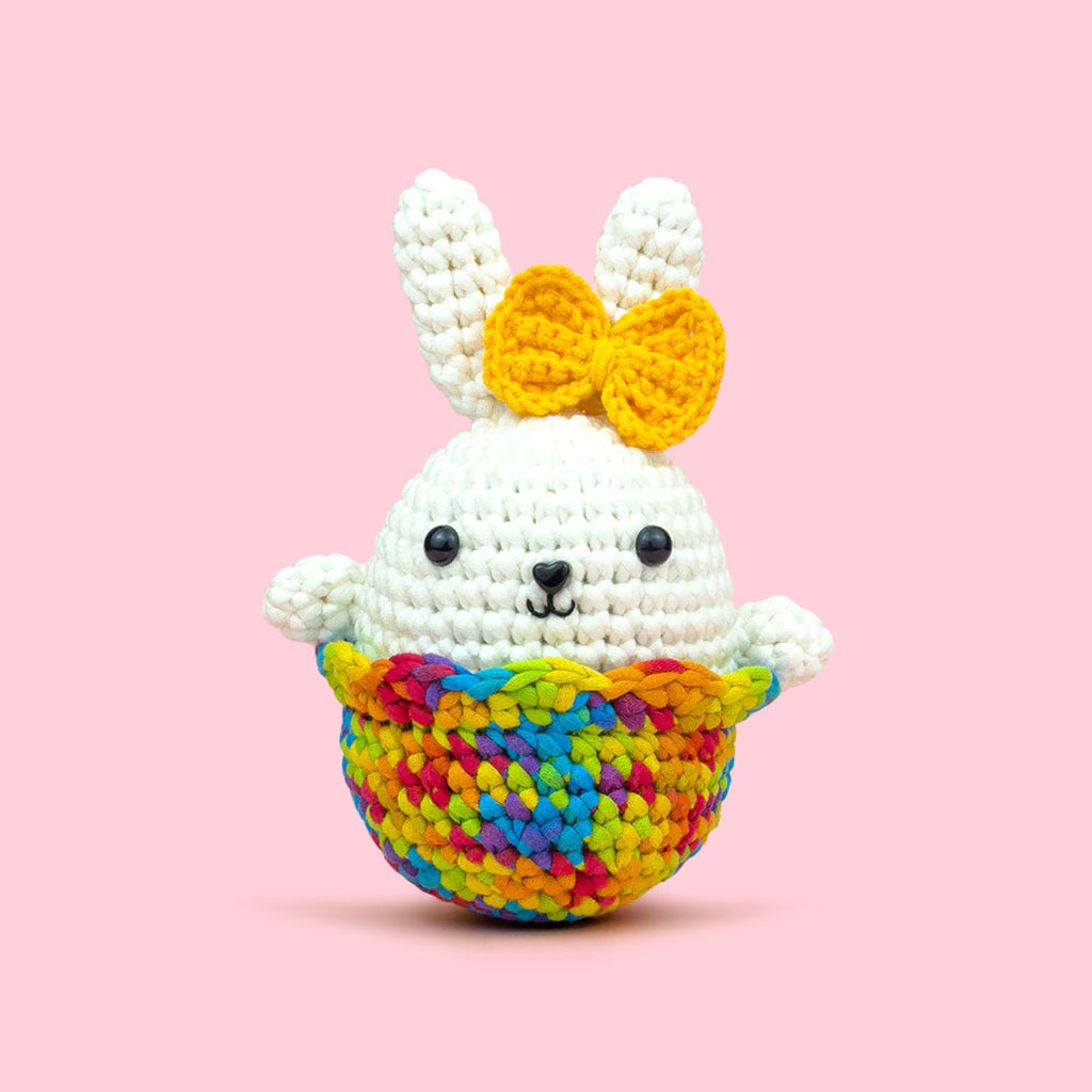The Cute Crochet beginner kit - bunny with orange bow in rainbow egg shell
