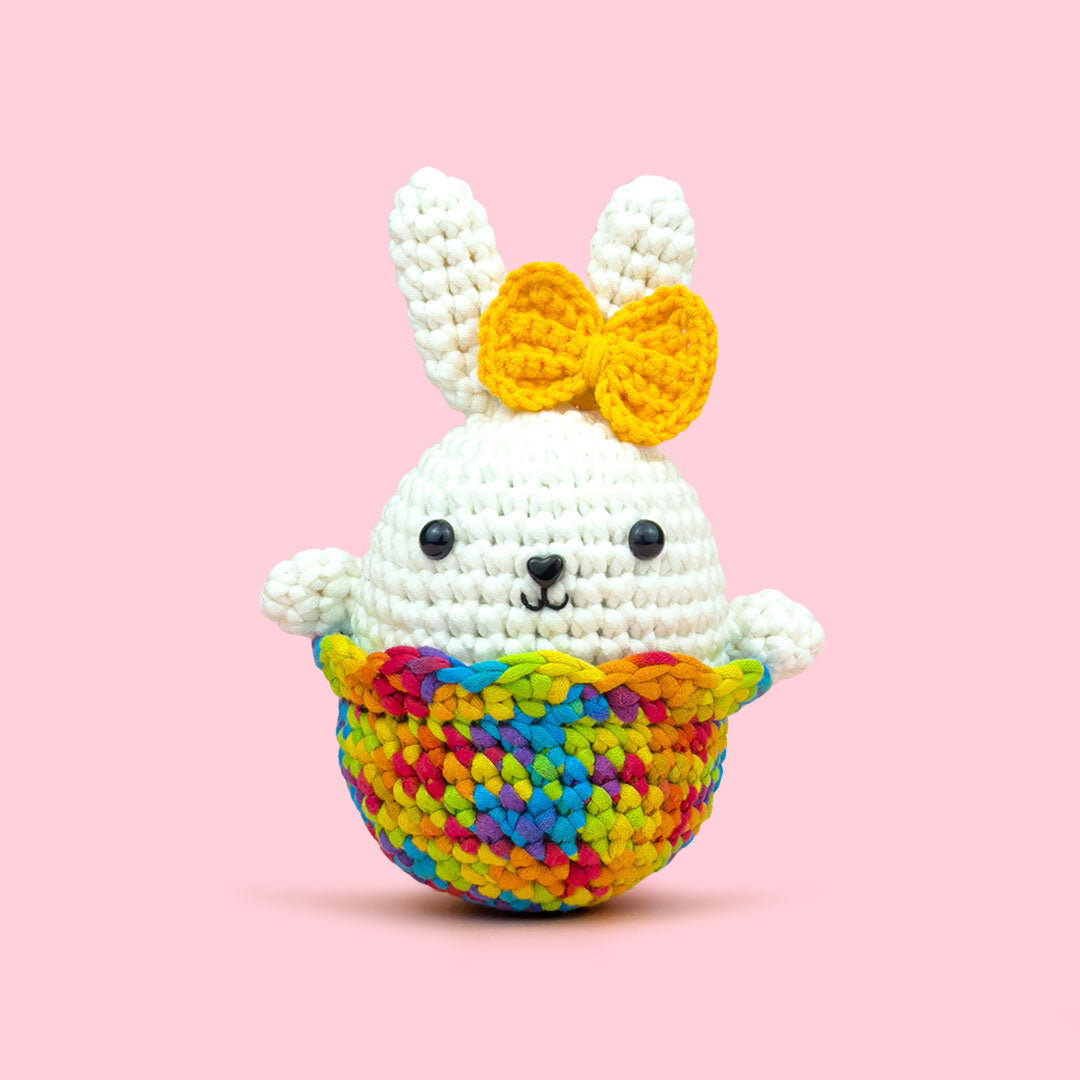 The Cute Crochet beginner kit - bunny with orange bow in rainbow egg shell
