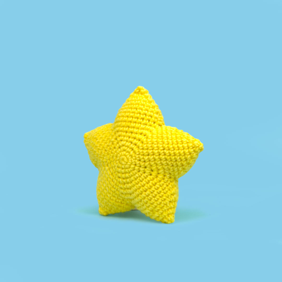 The Cute Crochet handmade star - bright yellow crochet plush toy side