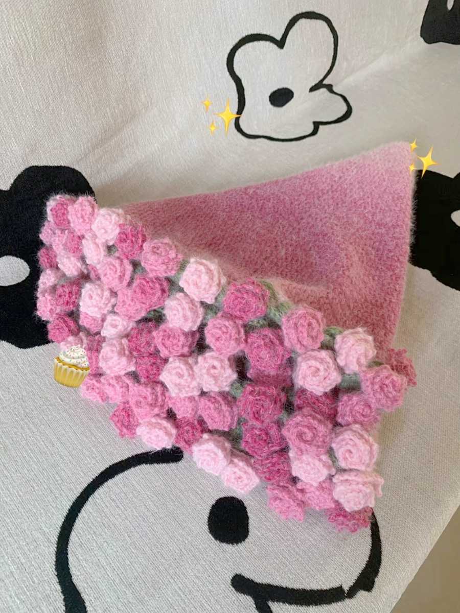 Cotton Candy Rose Bouquet Blanket - TheCuteCrochet