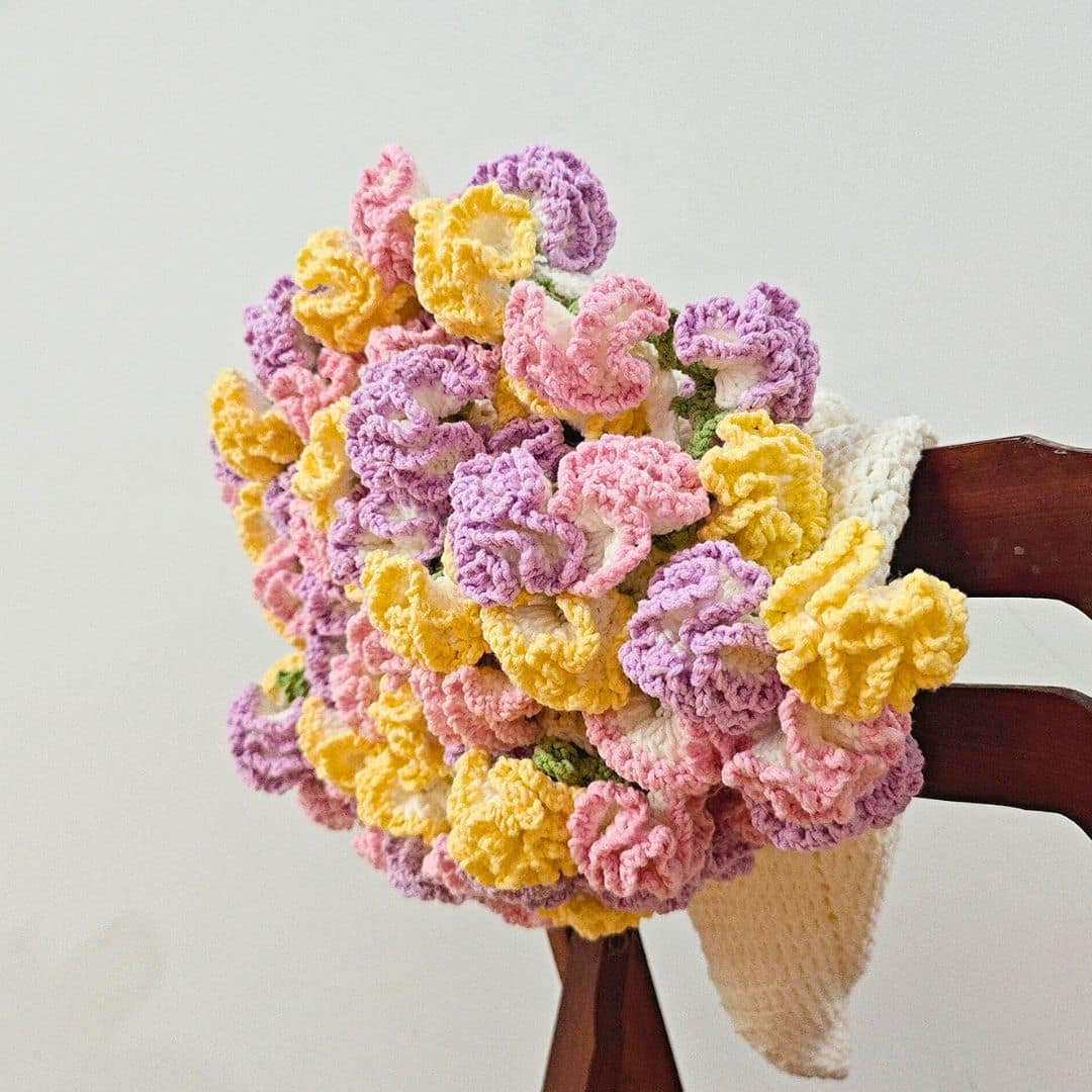 Crochet Carnation Blanket Pattern - TheCuteCrochet