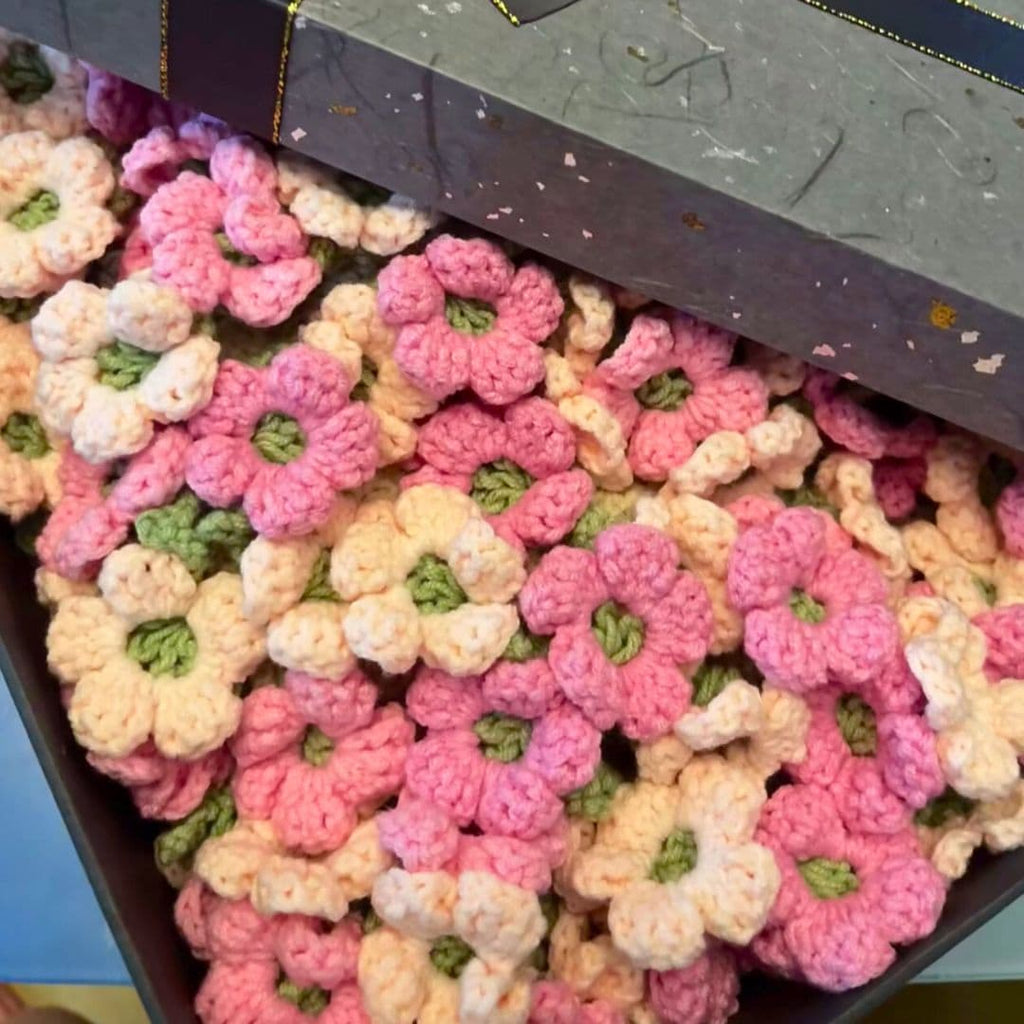 Hydrangea Crochet Bouquet Blanket - TheCuteCrochet