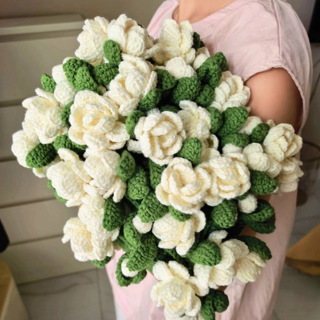 Jasmine Crochet Bouquet Blanket - TheCuteCrochet